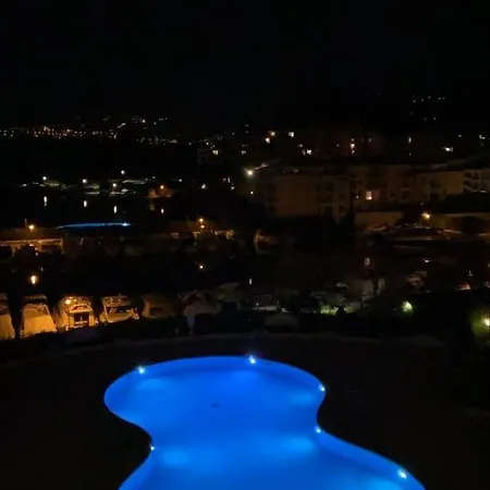 Lägenhet Jacaranda Ii