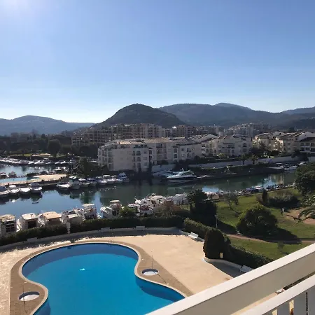 Jacaranda Ii דירה